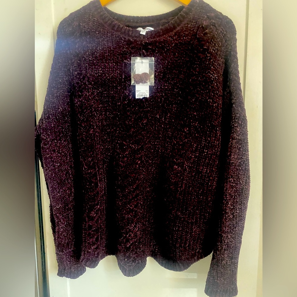 Cozy Beautiful purple Sweater